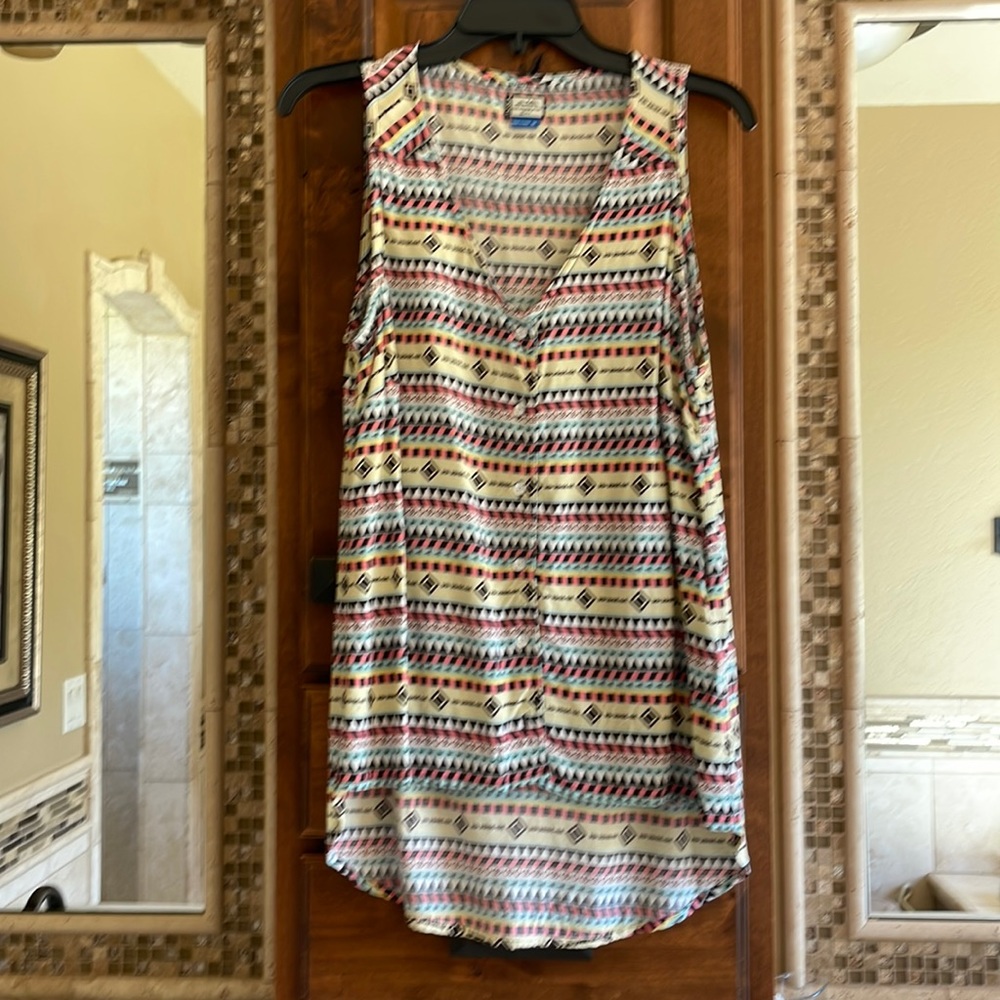 Kavu High Low Hem Blouse size M